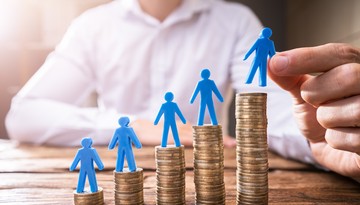 Jakie są różnice w zarobkach między miastami? Zaskakująco dobrze płacą m.in. w Opolu