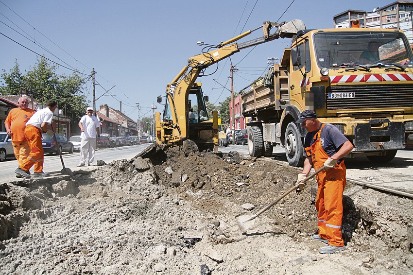 Ulaganje u infrastrukturu pomaže privredu