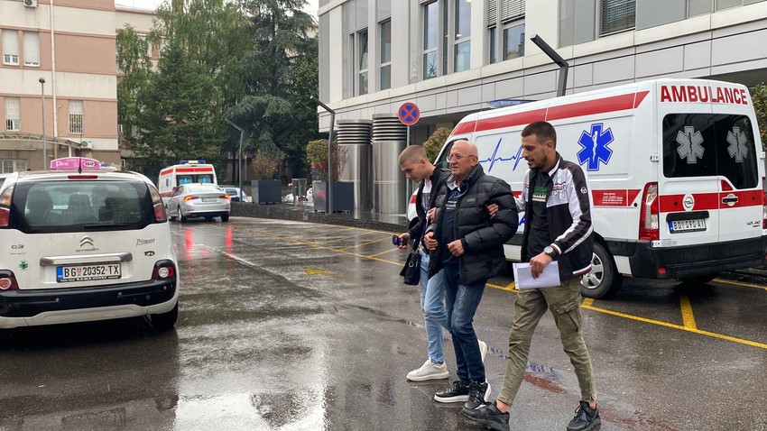 Era Ojdanić došao na previjanje