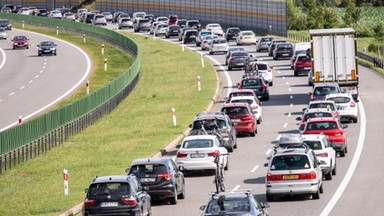 Polacy nie znają tego przepisu, jadą "na oko". Sypią się mandaty