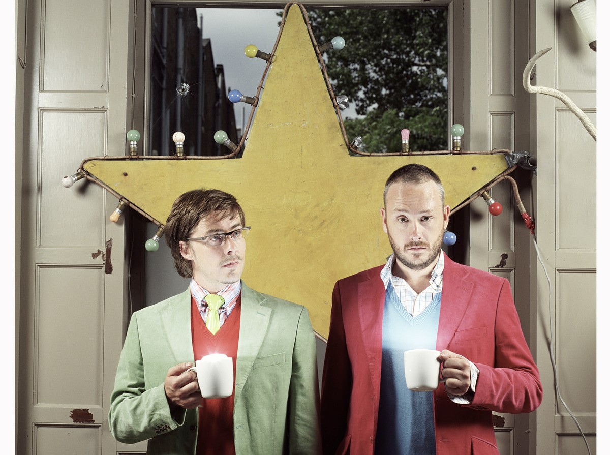 Basement Jaxx wykańcza kosmitów