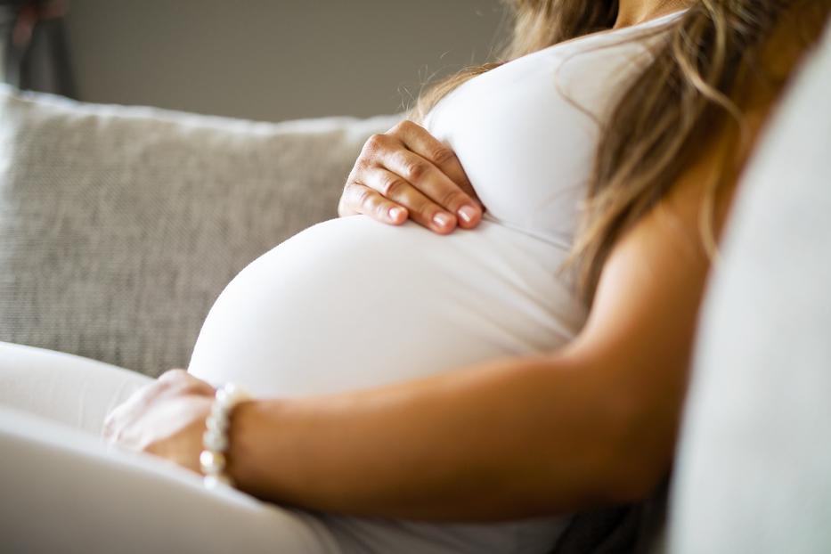 Rossz hír jött a várandós magyar énekesnőről: veszélybe kerülhet a baba  fotó: Getty Images