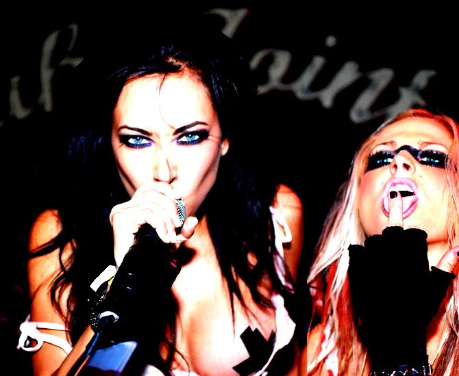 Carla Harvey i Heidi Shepherd