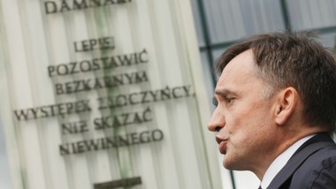 "ziobro przed sąd". polacy nie mają wątpliwości, co powinno stać się z