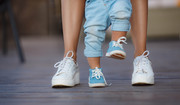 Pierwsze buty dla dziecka - rodzaj, wybór, rozmiar. Kiedy kupić buty ortopedyczne?