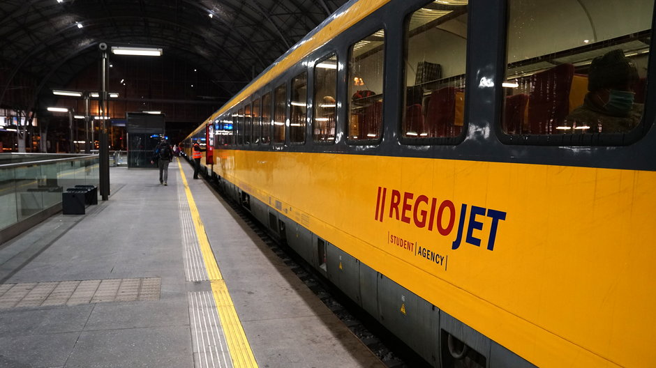Pociąg należący do RegioJet