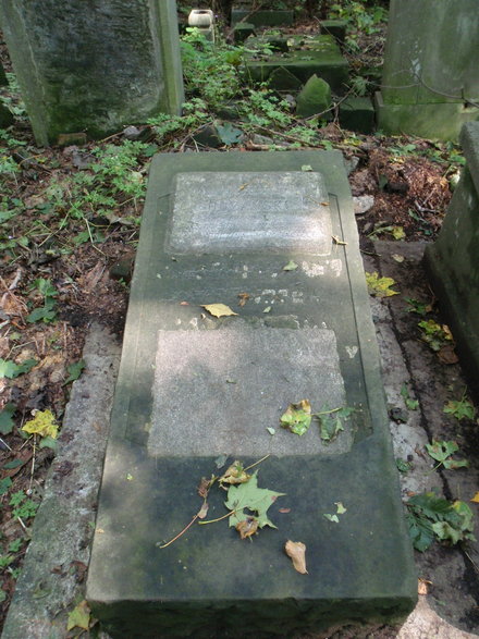 Grób Różańskiego na Cmentarzu Żydowskim w Warszawie (fot. Mzungu, CC BY 3.0)