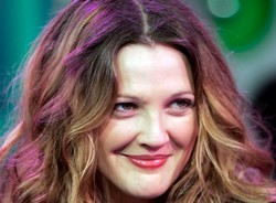 Drew Barrymore: Aktorstwo mi nie wystarcza