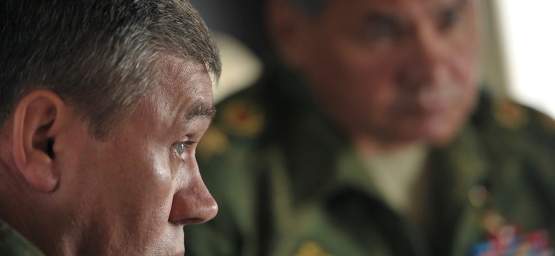 Generał Gierasimow "oderwany od rzeczywistości" na froncie? "Farsa"