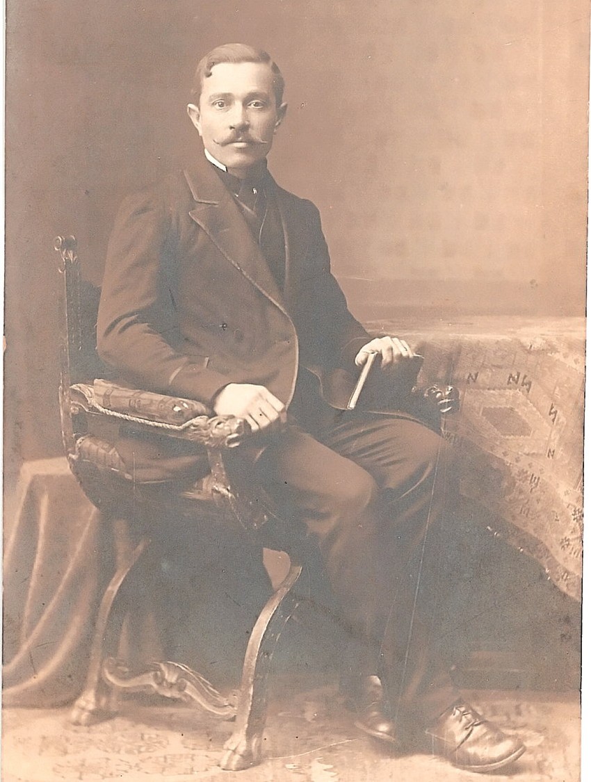 Sreten Kostić, prvi srpski šofer