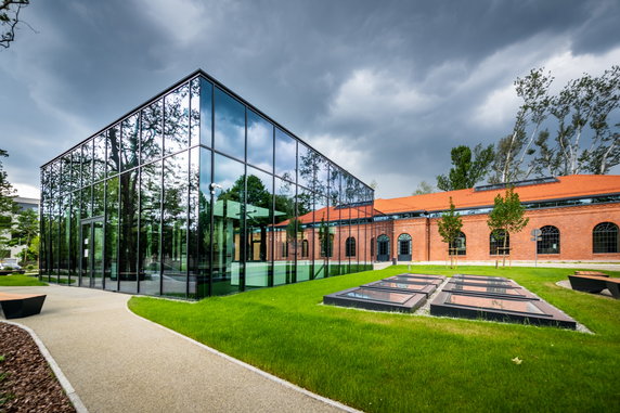 Muzeum Fotografii w Krakowie ma nową siedzibę. Powstała w zabytkowej zbrojowni