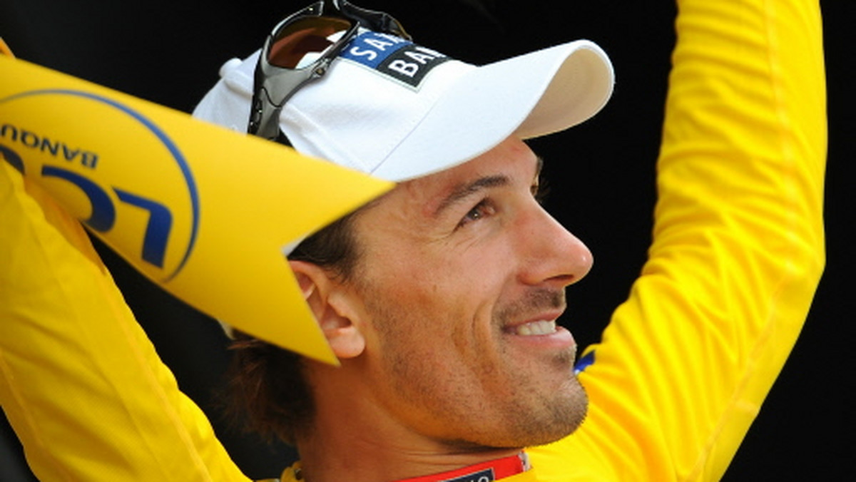 Fabian Cancellara z ekipy Saxo Bank wygrał jazdę indywidualną na czas, która odbyła się na ulicach Walencji. Dzięki temu Szwajcar został nowym liderem kolarskiego wyścigu Vuelta a Espana.