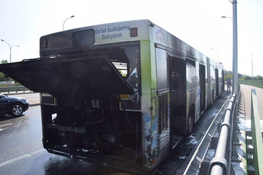 Pożar autobusu w Białymstoku. W środku było 50 osób