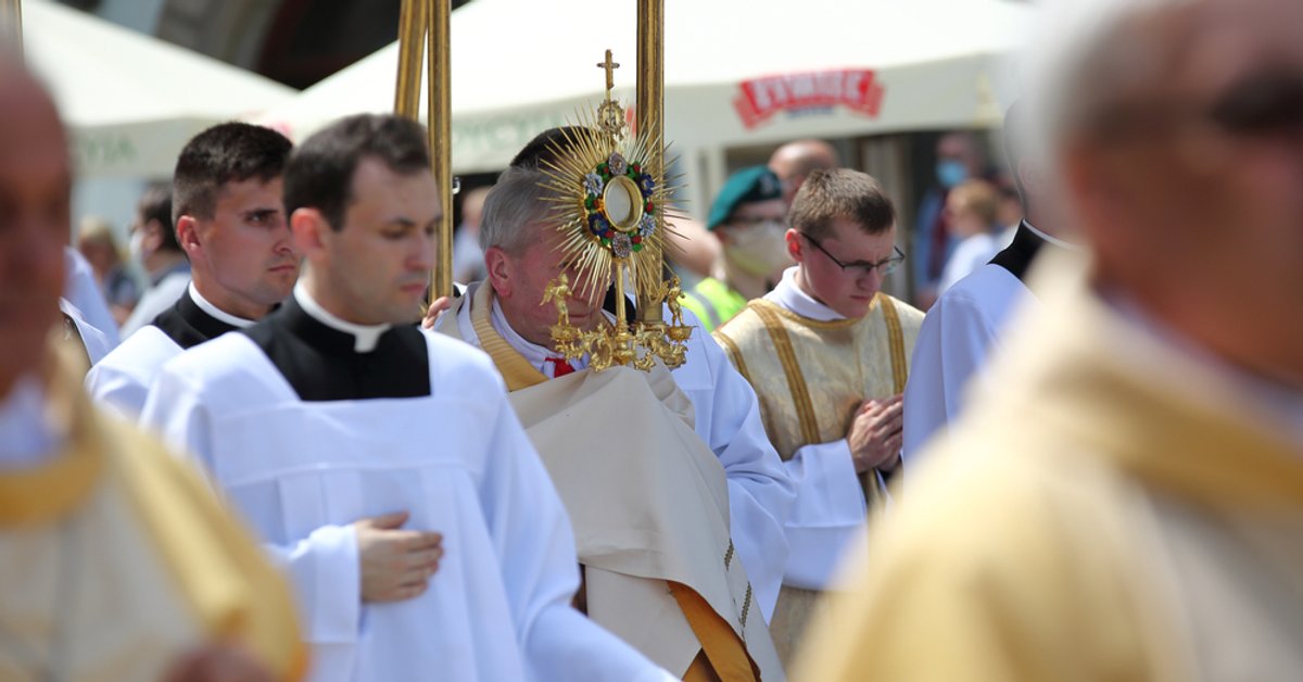 „Procesiunea trupului lui Hristos ajută la depășirea prejudecăților”