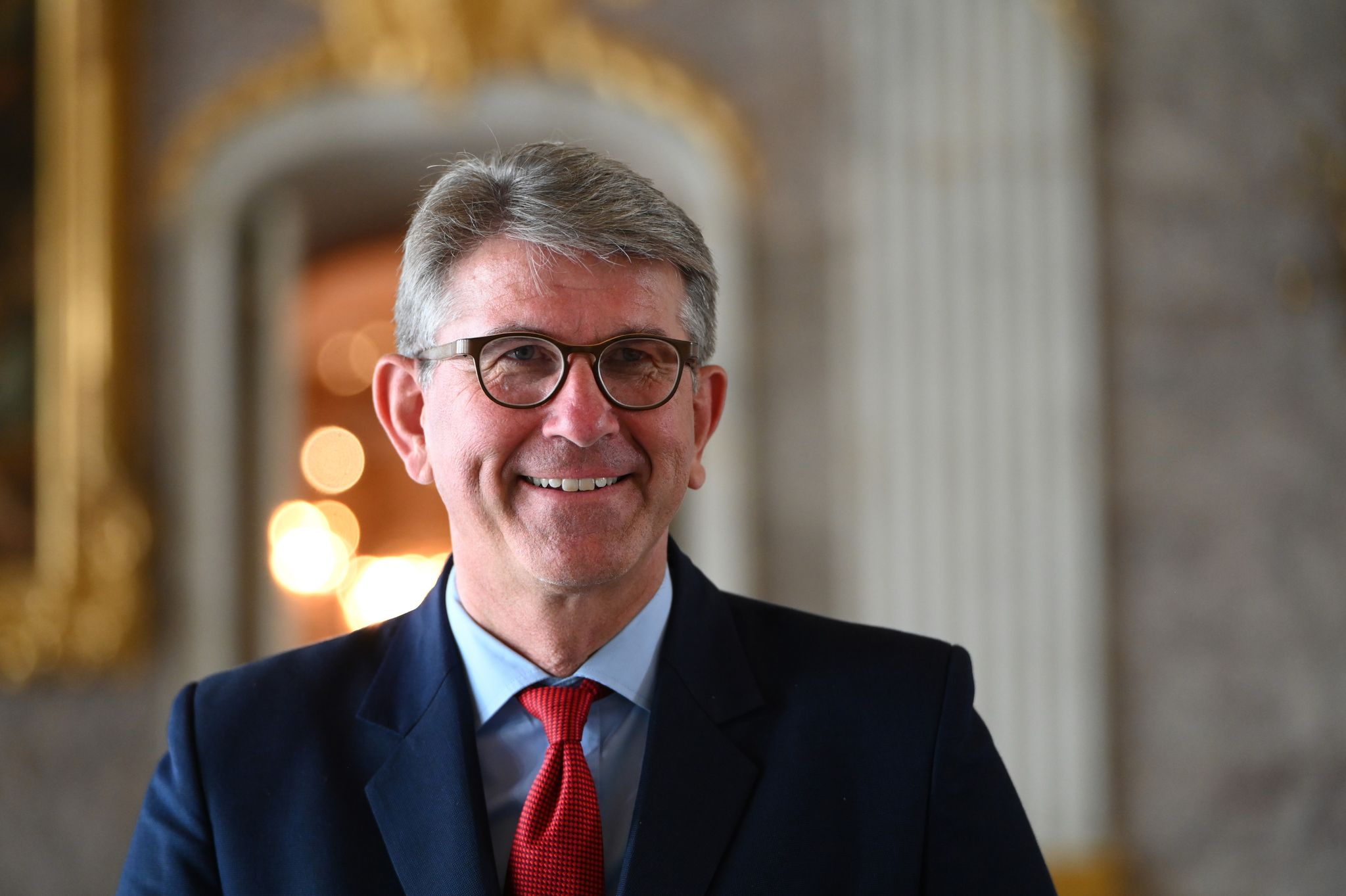 Minister lässt KI-Doppelgänger von sich sprechen