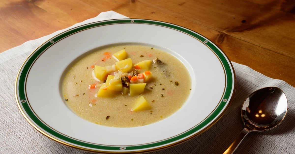 Pyszny obiad na sobotę. Podajemy przepis, Ty gotujesz. Zupa wiedeńska, rozgrzewająca klasyka