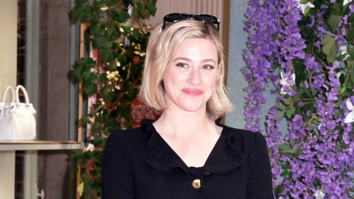 Lili Reinhart meztelenfotói fontos üzenetet képviselnek