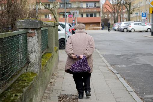 Emerytura do 12,8 tys. brutto nie ma nie być obciążona podatkiem.