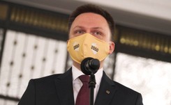 Hołownia o szczepieniach poza kolejnością: Logika jak z PRL-u