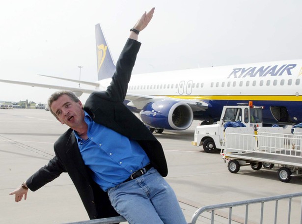 Szef taniej linii lotniczej Ryanair Michael O'Leary tnie koszty gdzie może