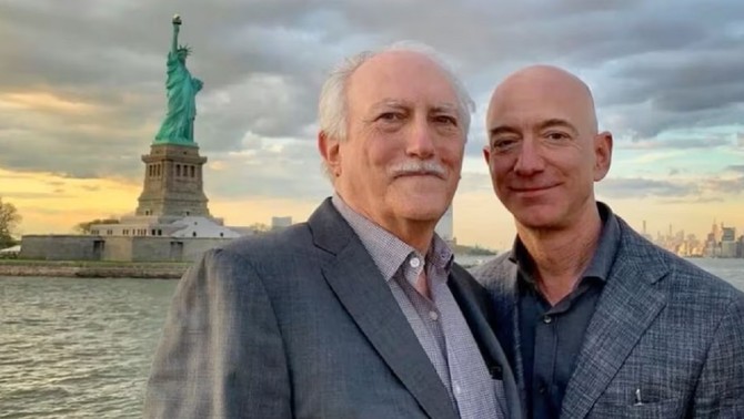 Migel i Džef Bezos