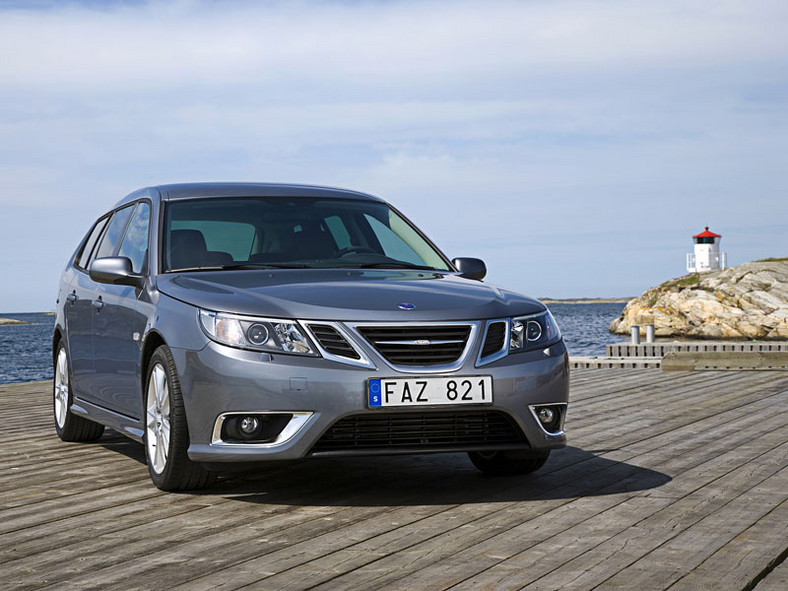 Saab 9-3: nowy wygląd, nowy silnik twin-turbo 1,9 TTiD i napęd na cztery koła XWD