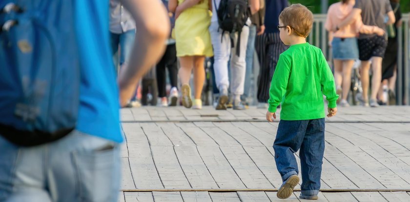 Drzwi były otwarte, a dziecko zniknęło. Dramat w Koszalinie