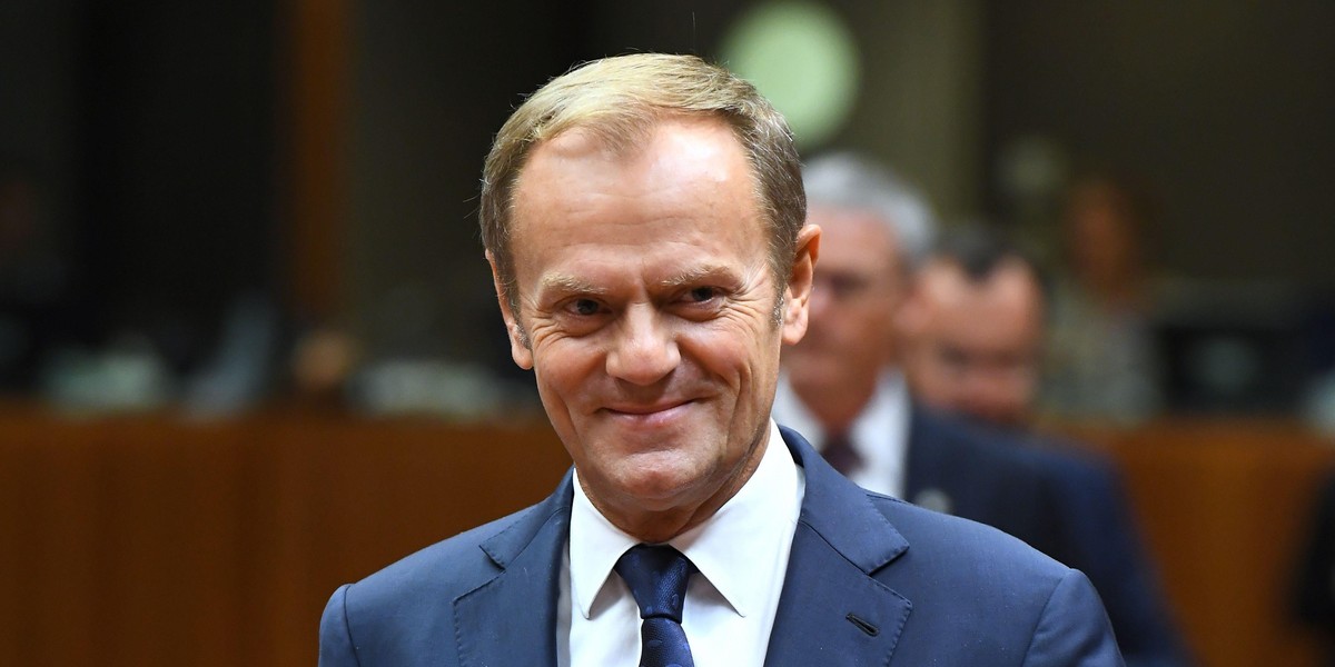 Tusk drwi z prawicowego tygodnika. Zamieścił wymowne zdjęcie