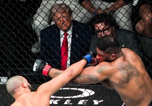 Donald Tramp na UFC meču u Majamiju 11. aprila