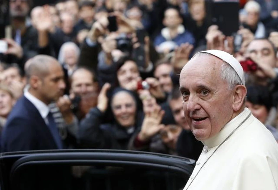 Papa Franja: Crkva na sve načine treba da se približava narodu