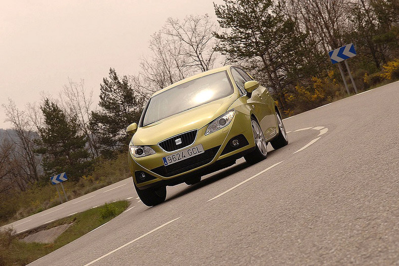 Seat Ibiza: 1,6 TDI (77 kW), nowe silniki dla Exeo