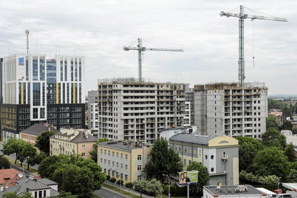 Duży skok popytu na kredyty mieszkaniowe. Polacy pożyczają więcej