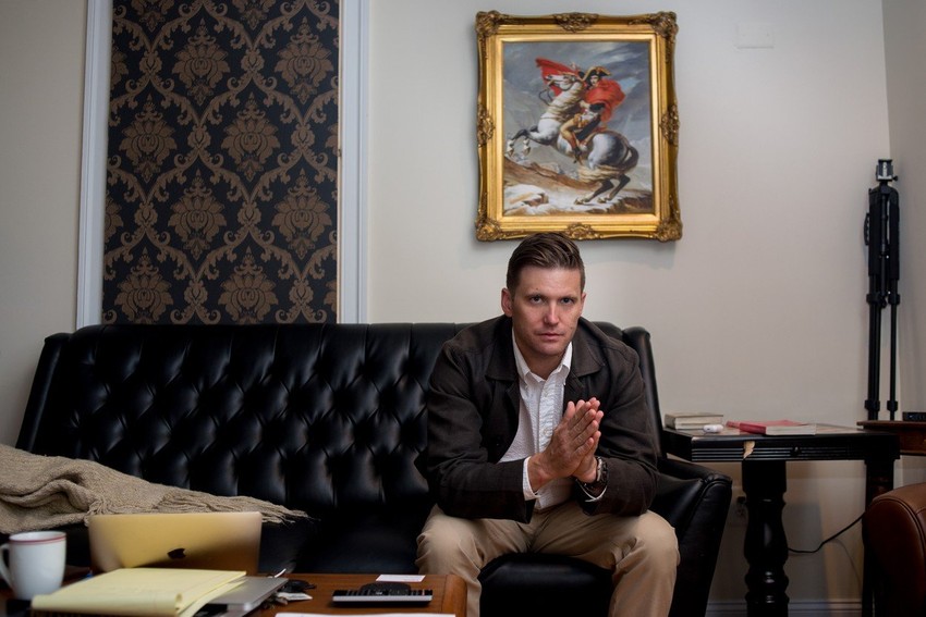 Ričard Spenser u kancelariji svog pokreta "Alt rajt" u Aleksandriji