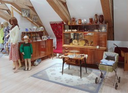 Znajdowały się w wielu domach. Te filiżanki z czasów PRL są warte ponad 8 tys. zł [FOTO]