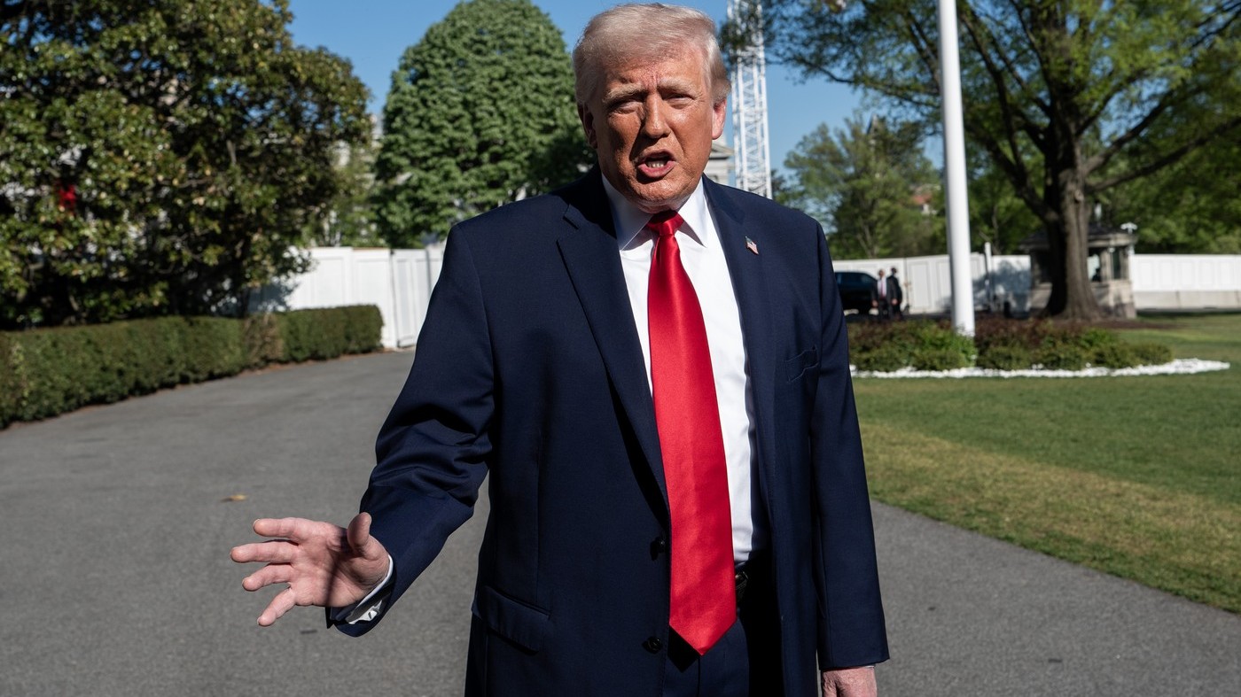 Donald Trump a votat anticipat în Florida și lansează acuzații dure. Scrutinul crucial care îi poate paraliza mandatul