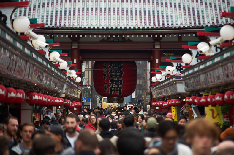 Polacy w Japonii. Jak wyglądało ich życie w Tokio? [WYWIAD] - Podróże