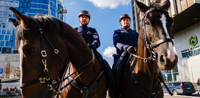 Policja na koniach w centrum Katowic