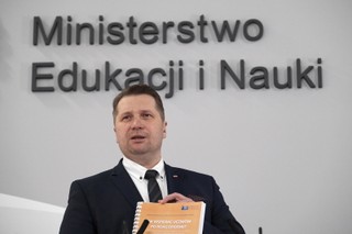 Czarnek: Nauka zdalna uczniów starszych przedłużona o dwa tygodnie