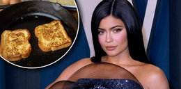 Kylie Jenner wyniosła tosty francuskie na wyższy poziom. Wystarczy prosty trik, by zaczęły chrupać w zębach