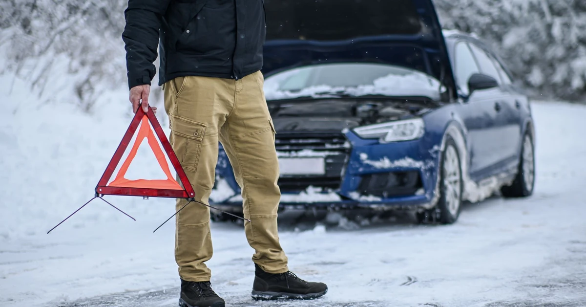 Ostrzeżenie IMGW. Marznące opady i gołoledź 11 i 12 lutego. Dramatyczne warunki na drogach