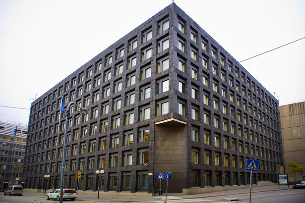 Siedziba Riksbanku - szwedzkiego banku centralnego, w Sztokholmie. Fot. Bloomberg