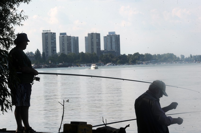 Ukoliko dobijete neki od simptoma, odmah se javite lekaru, jer je brz početak lečenja izuzetno bitan kod infekcija poput ove. Stariji i hronični bolesnici najugroženiji