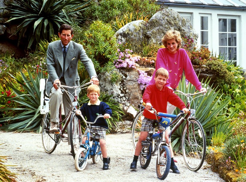 Royalty - Prince of Wales and Family - Tresco, Scilly Isles