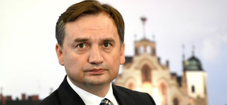 Polskie miasta "wolne od LGBT" nie dostaną pieniędzy z Unii. Ziobro chce interwencji Morawieckiego