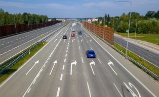 Rewolucja transportowa nie zwalnia. W 2025 roku Polska zyska 400 km nowych dróg