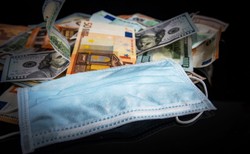 Odzieżowy gigant wykupił maski z polskiego rynku? LPP odpowiada "Newsweekowi"