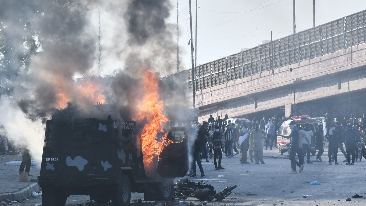 Napad na konzulat u Karačiju u Pakistanu