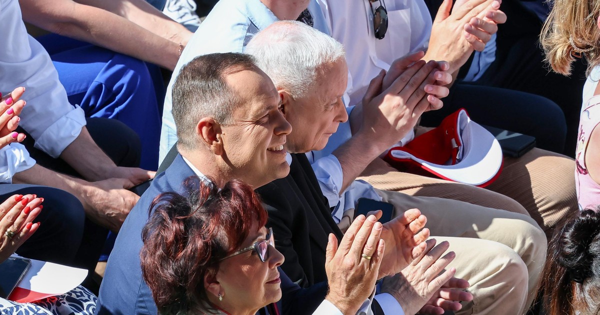 Nawrocki postawił się Kaczyńskiemu? "Coś dziwnego wydarzyło się z tym wetem"