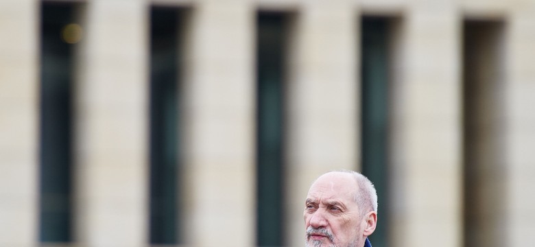 Jak Macierewicz obiecał 2 proc. PKB na wojsko, to... obiecał