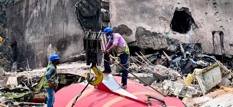 Katastrofa samolotu w Indiach. Rozmowa w kokpicie tuż przed tragedią - nagranie